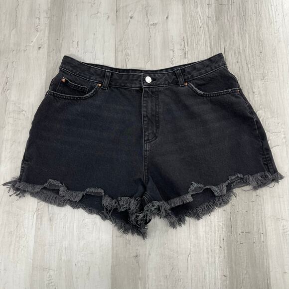 Denim Co Black Cotton High Rise Distressed Frayed 2" Denim Shorts Plus Size 14 - Picture 1 of 9